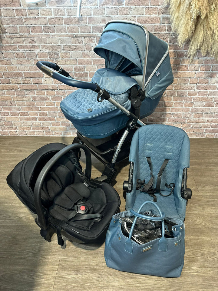 PRE LOVED Silver Cross Wayfarer Simplicity Travel System - Sky