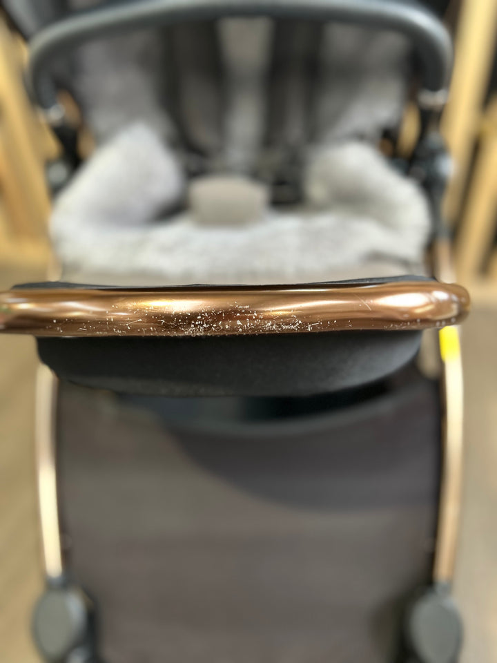 PRE LOVED Mamas & Papas Ocarro Travel System - Simply Lux