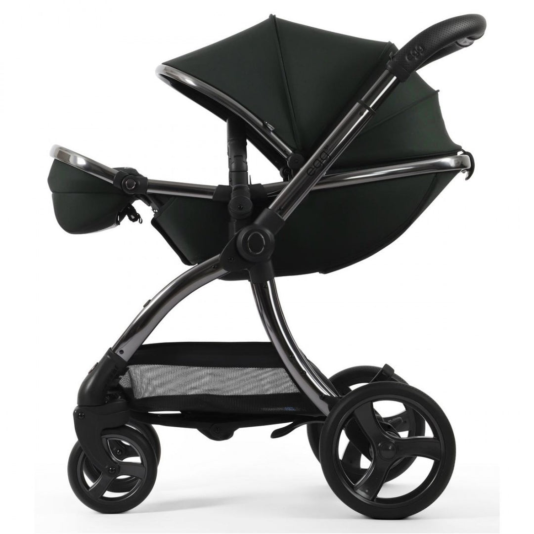 egg 3 Luxury Cloud T i-Size Travel System Bundle - Black Olive