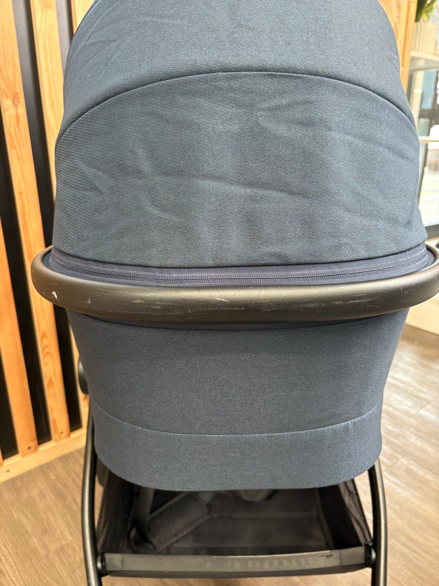 PRE LOVED Venicci Tinum Edge 2-in-1 Travel System - Ocean