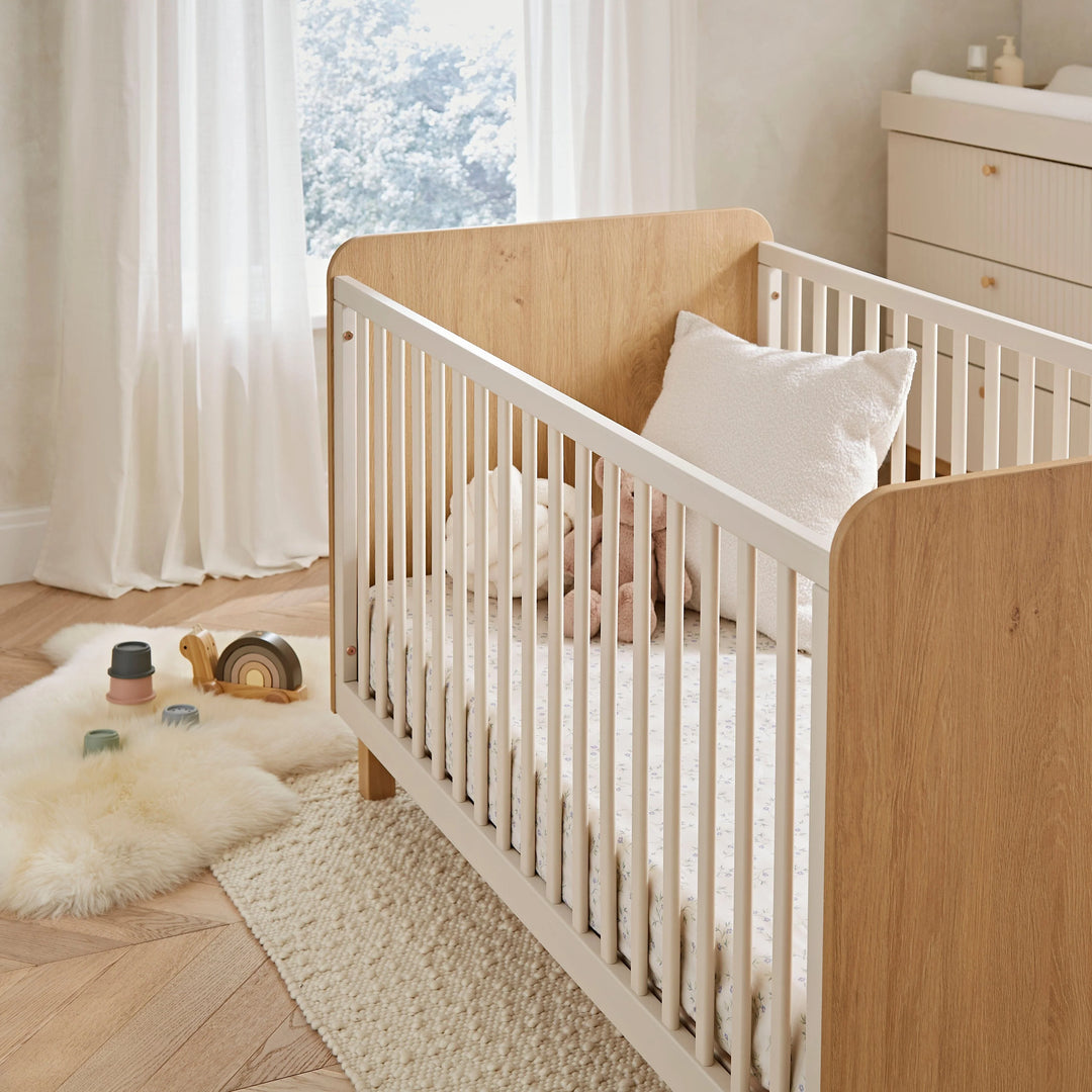 CuddleCo Remi 3 Piece Nursery Furniture Set - Oak & Cashmere