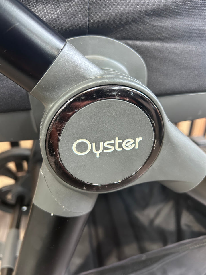 PRE LOVED Babystyle Oyster3 Travel System - Pepper