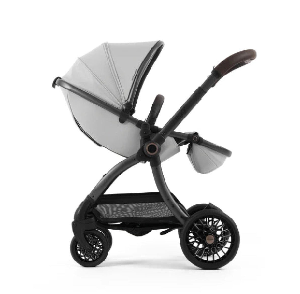EX DISPLAY Aston Martin egg3 Luxury Travel System - Soft Grey