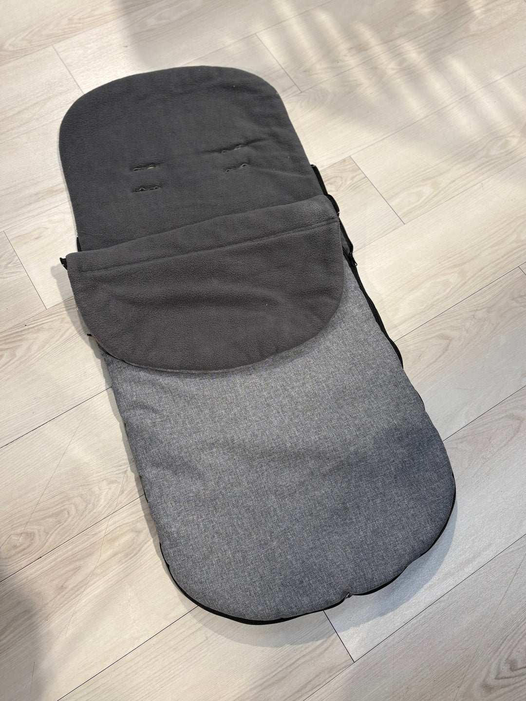 PRE LOVED Universal Footmuff - Grey