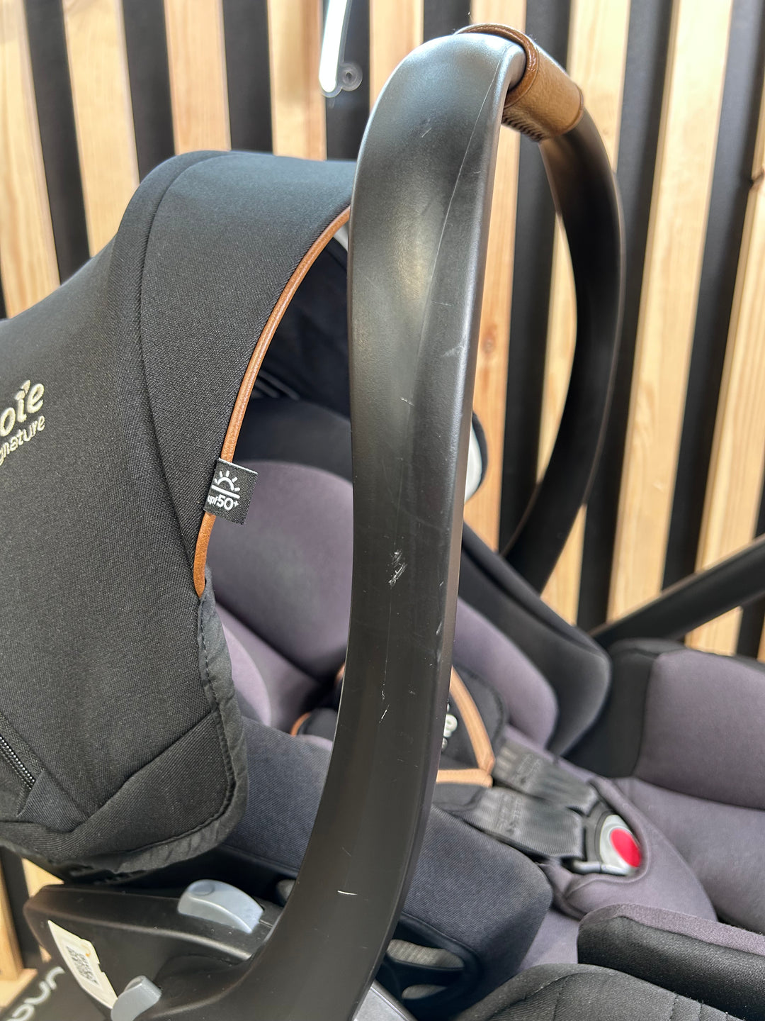PRE LOVED Nuna Mixx Travel System - Caviar