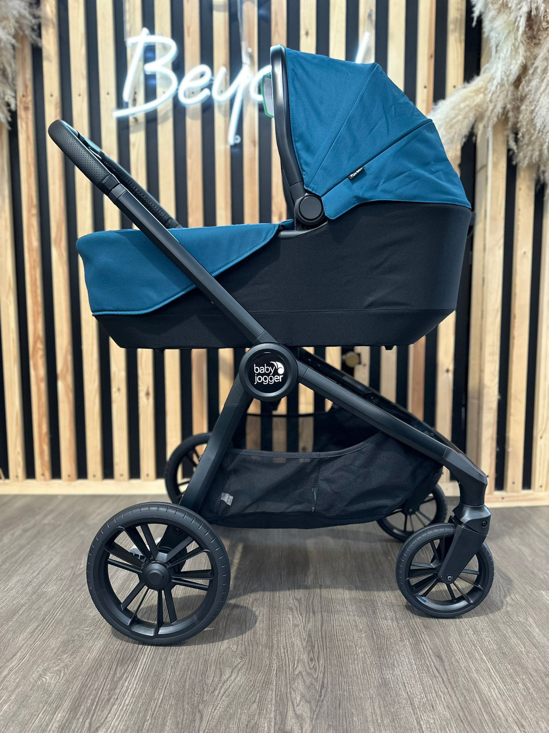 EX DISPLAY Baby Jogger City Sights Deep Teal Stroller Bundle