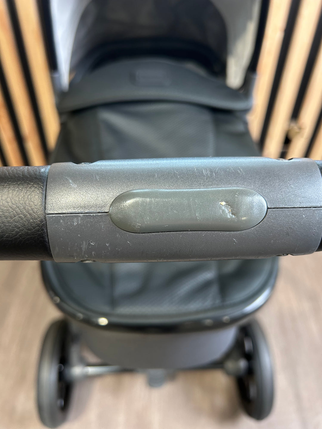 PRE LOVED Oyster3 Pram + Pushchair - Pixel