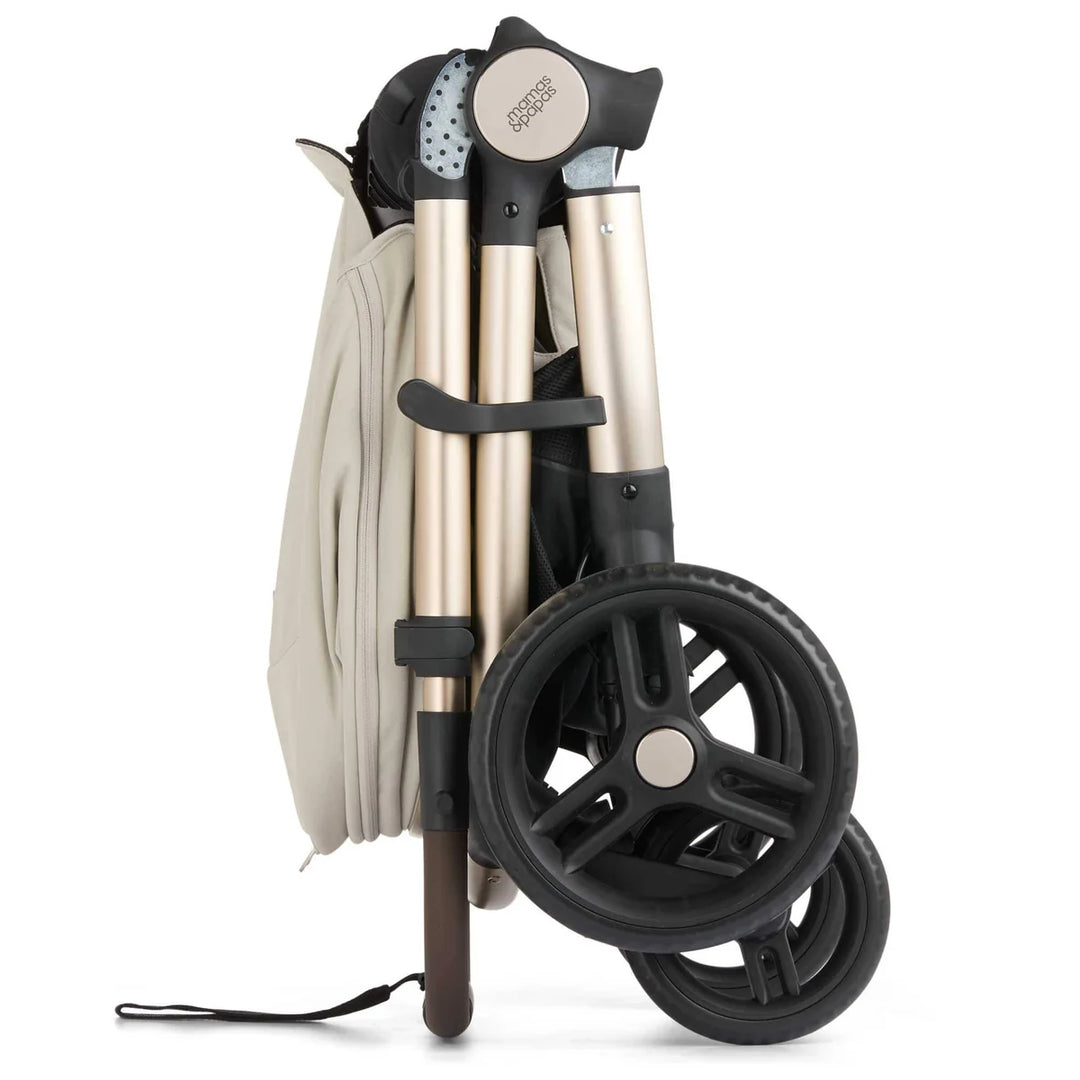 OPEN BOX Mamas & Papas Ocarro2 8-Piece Essentials Kit - Shell