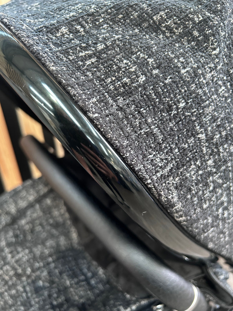 PRE LOVED Mamas & Papas Ocarro Travel System - Opulence