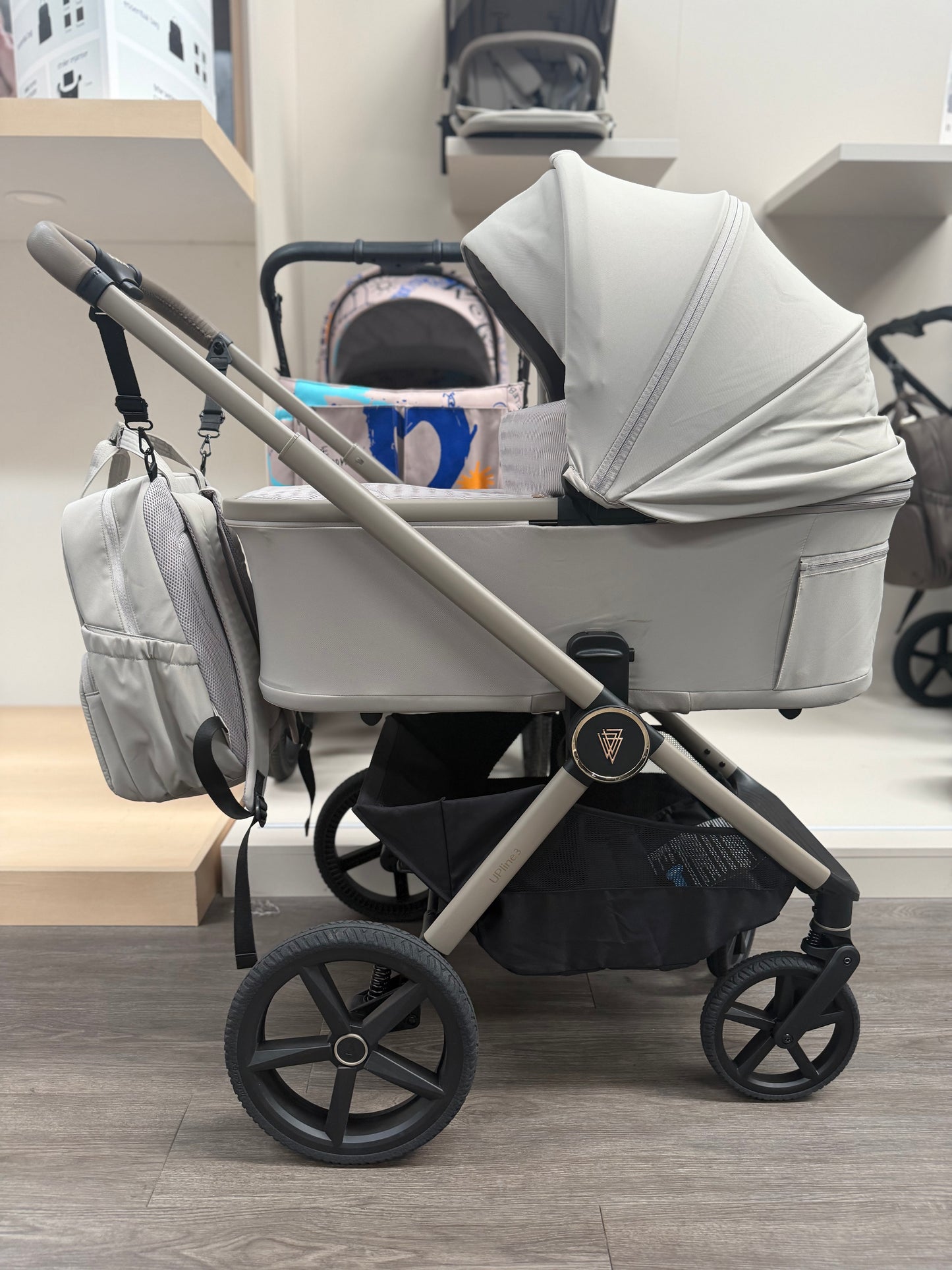 EX DISPLAY Venicci Upline3 Pram, Pushchair + Accessories - Pebble
