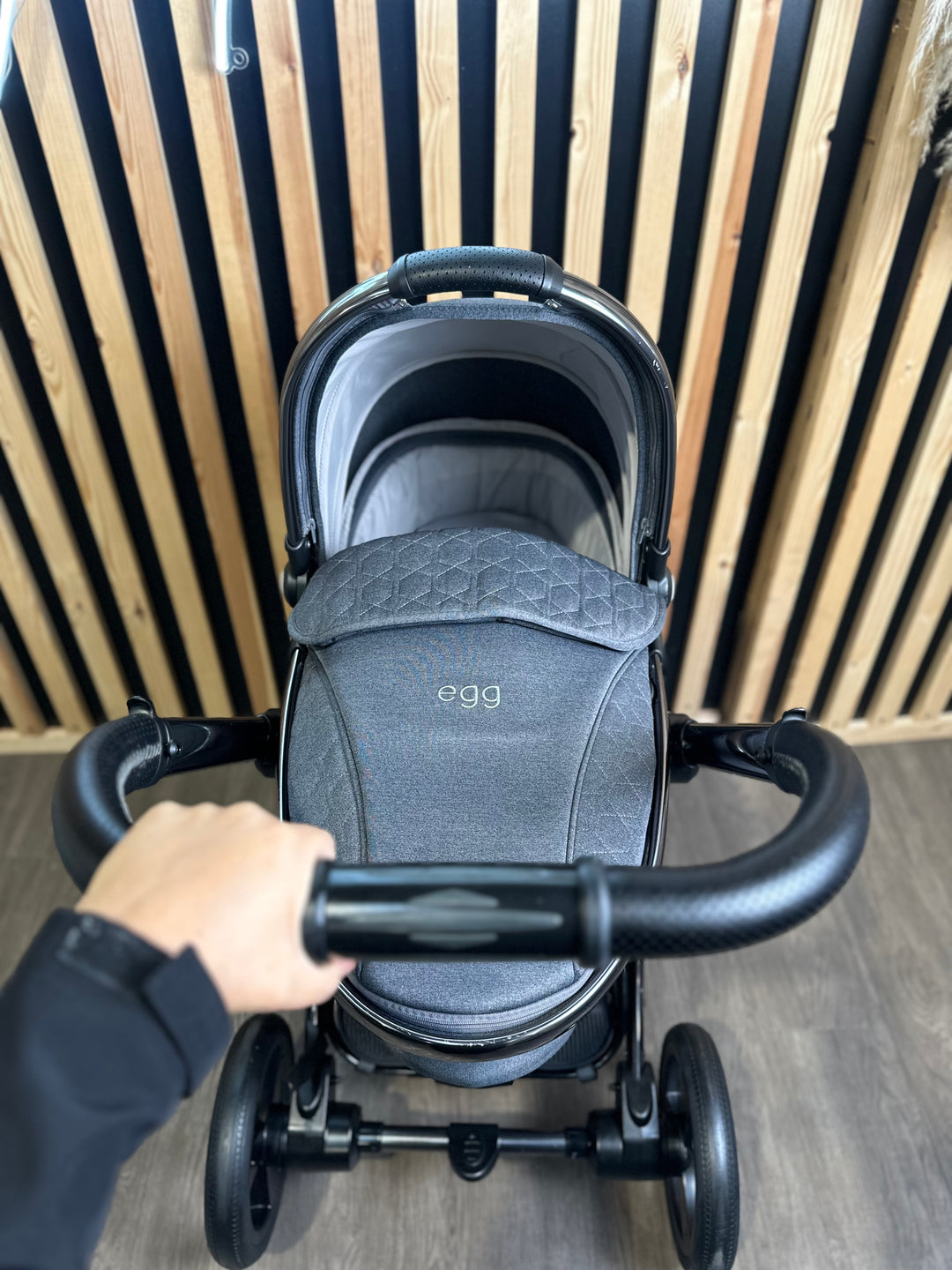 PRE LOVED egg2 Travel System - Quartz