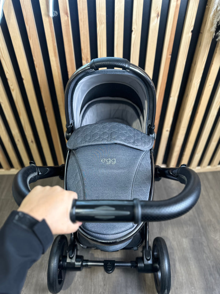 PRE LOVED egg2 Travel System - Quartz