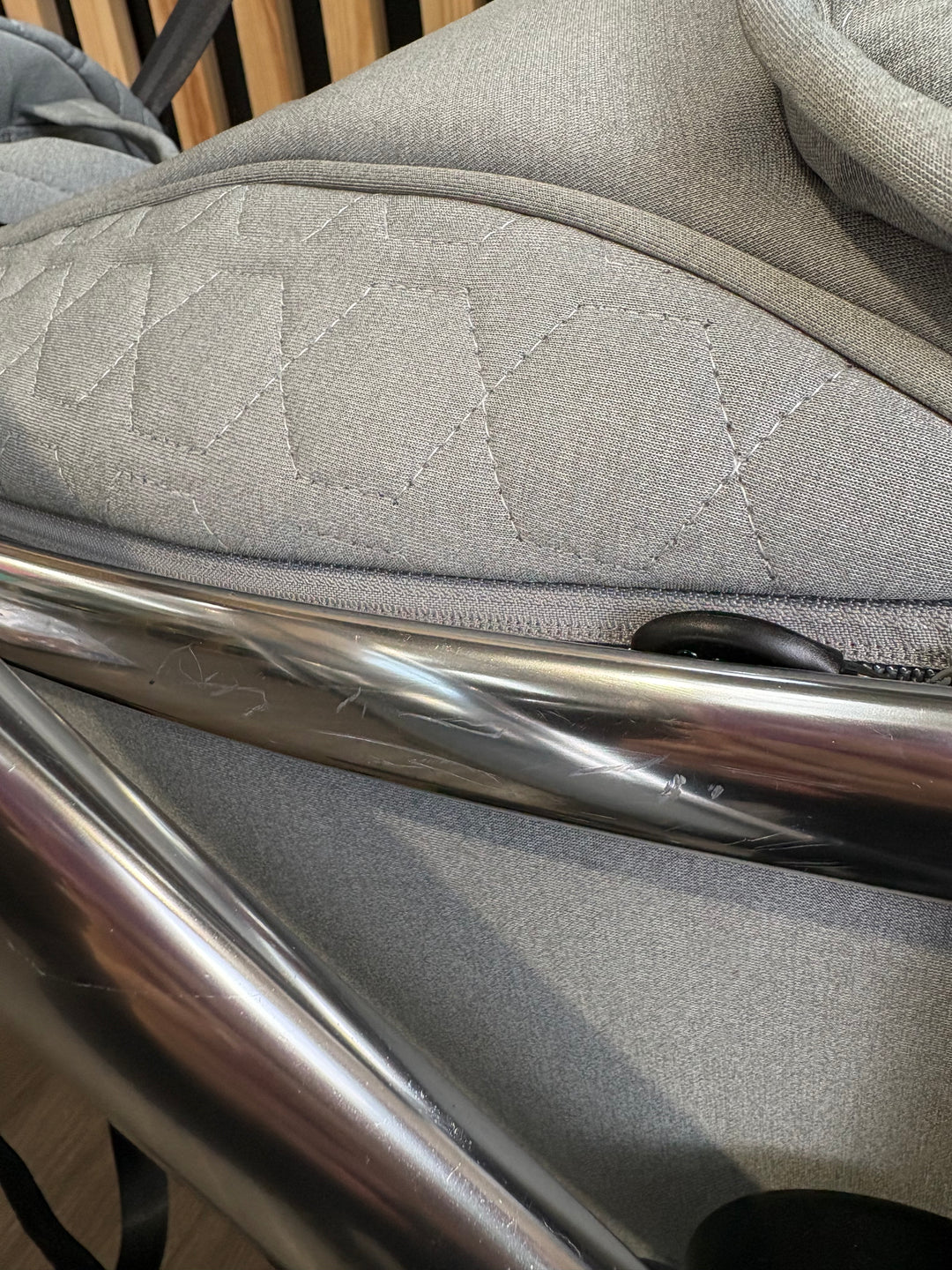 PRE LOVED egg2 Travel System - Monument Grey