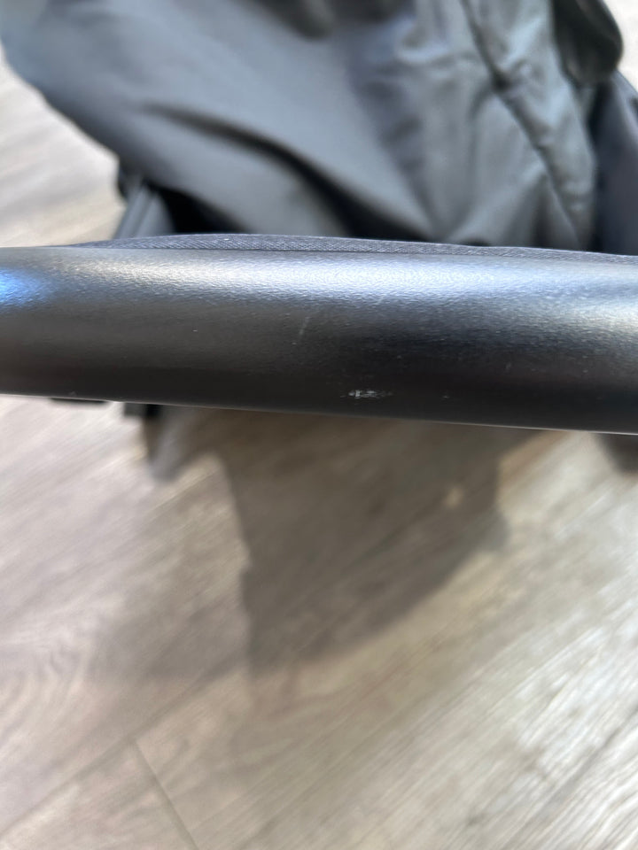 PRE LOVED Silver Cross Coast Travel System - Flint