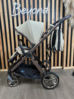 PRE LOVED Babystyle Oyster4 2-in-1 Travel System - Buttermilk