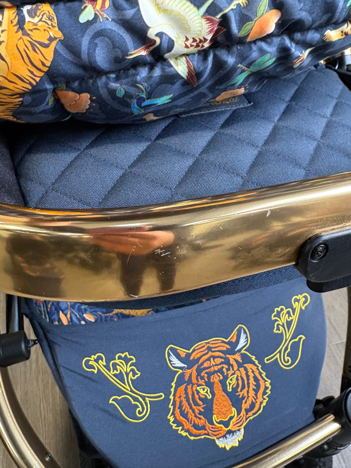 PRE LOVED Cosatto Wow Continental Travel System - On The Prowl