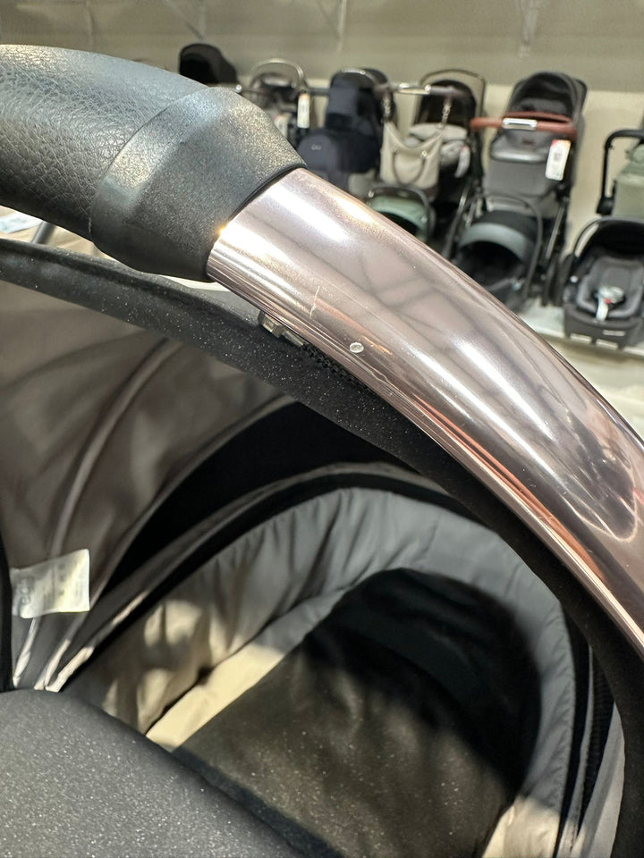 PRE LOVED egg2 Twin Double Pushchair - Diamond Black