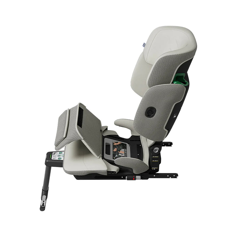 Axkid UP Car Seat - Beachgrass Beige + FREE FOOTREST WORTH £50!