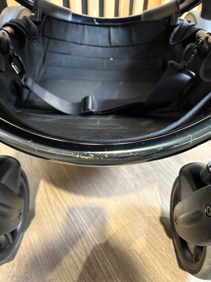 PRE LOVED iCandy Peach 6 Travel System - Cerium