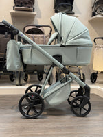 EX DISPLAY Mee-Go Milano Natura 2-in-1 Travel System – Mint