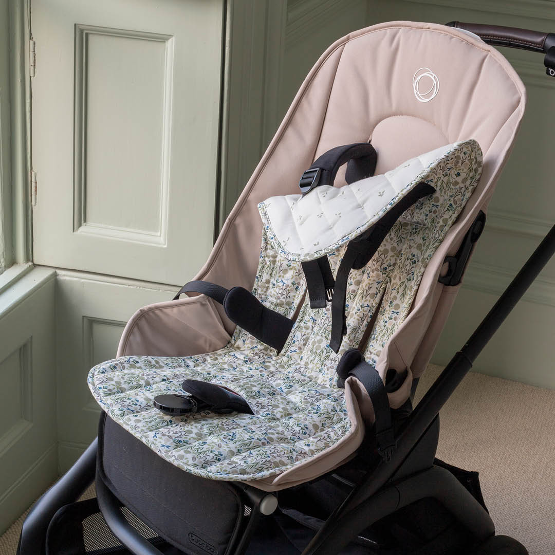 Avery Row Pram Liner - Riverbank/Nettle Scatter