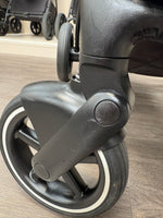 PRE LOVED Cybex Gazelle S Twin Bundle - Moon Black