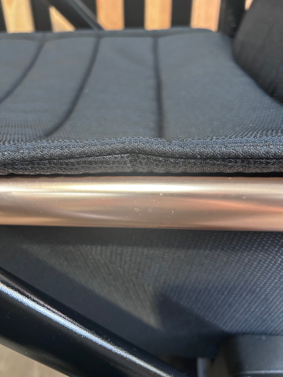 PRE LOVED Zummi Solo Travel System - Black & Rose Gold