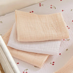 CuddleCo Universal Crib/Co-Sleeper Bedding Set - Ditsy Cherry