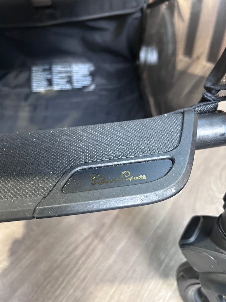 PRE LOVED Silver Cross Reef Pushchair, Dream Car Seat + Accessories - Earth