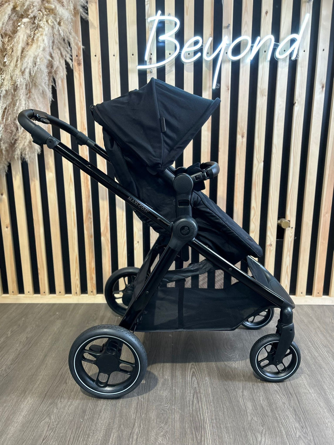 PRE LOVED Maxi-Cosi Zelia Luxe Pram & Pushchair - Twillic Black