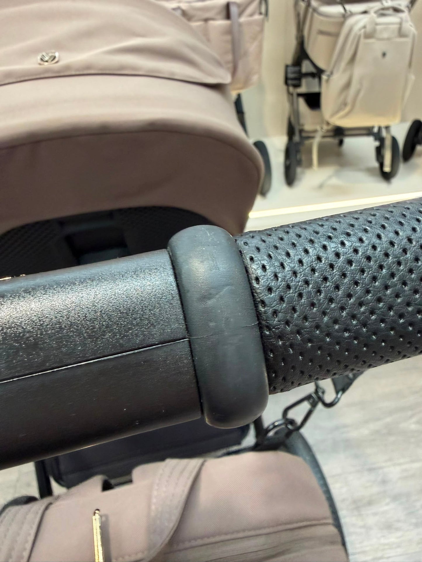 EX DISPLAY Venicci Claro2 Pram & Pushchair Bundle - Chocolate