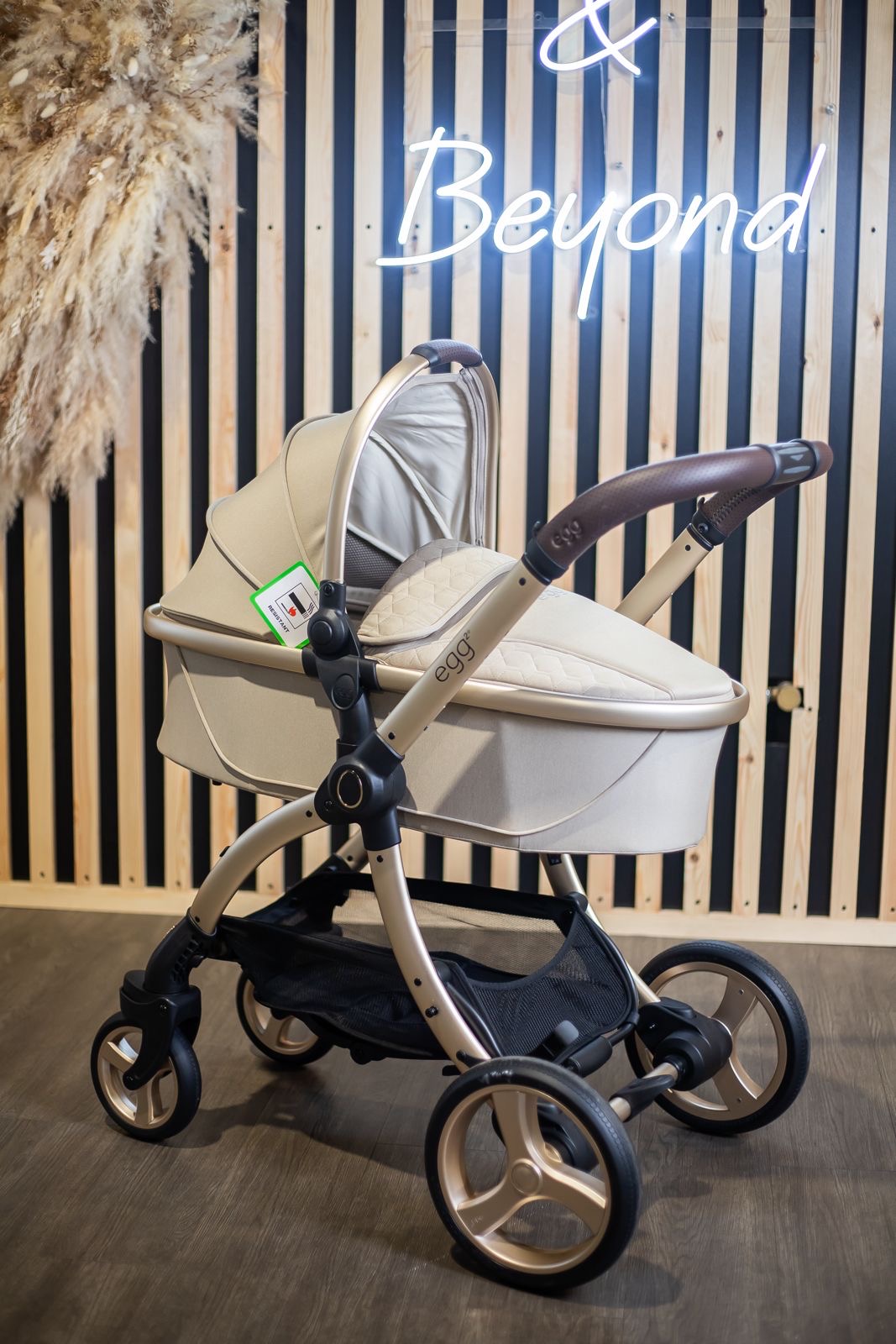 EX DISPLAY egg2 Pram & Pushchair - Feather