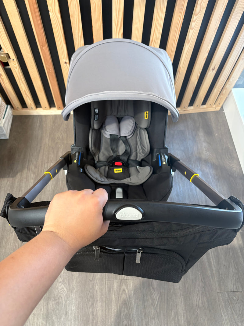 PRE LOVED Doona+ Car Seat & Stroller w/ Essentials Bag - Urban Grey