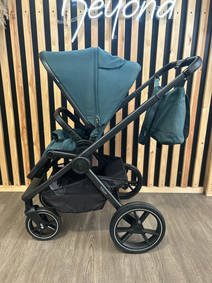 PRE LOVED Venicci Tinum 2.0 Special Edition Travel System - Teal Bay