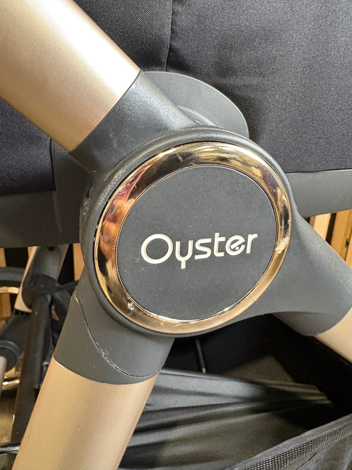 PRE LOVED Babystyle Oyster3 Travel System - Creme Brulee