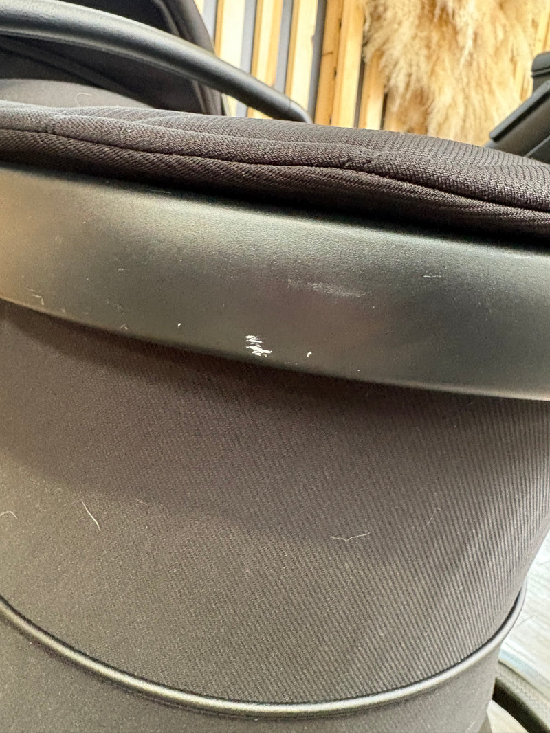 PRE LOVED iCandy Peach 7 Travel System - Jet/Black