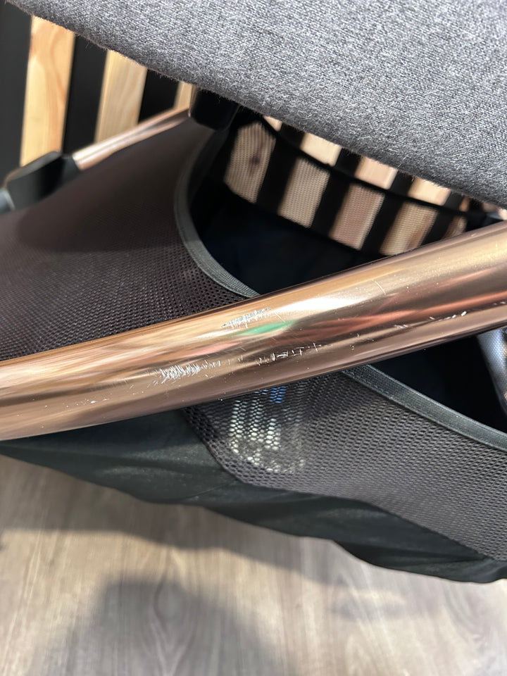 PRE LOVED Mamas & Papas Ocarro Travel System - Simply Lux