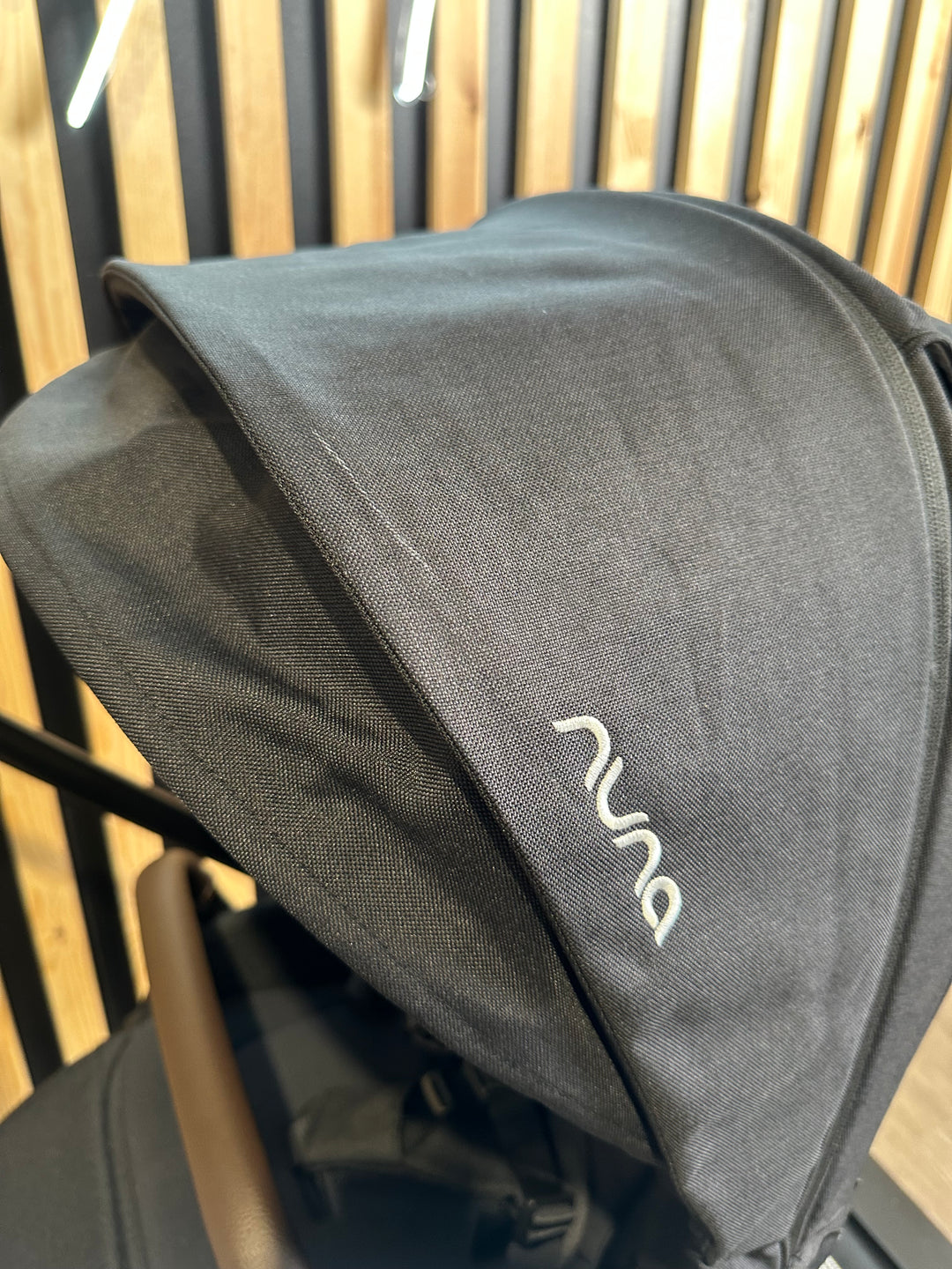 PRE LOVED Nuna Triv LX Pushchair, LYTL Carrycot + Accessories - Caviar