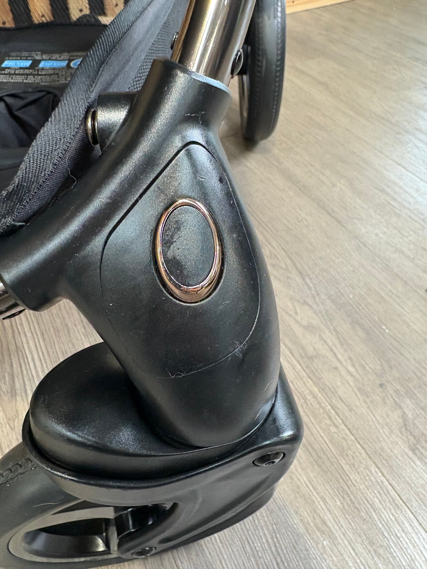 PRE LOVED egg3 Travel System - Mink
