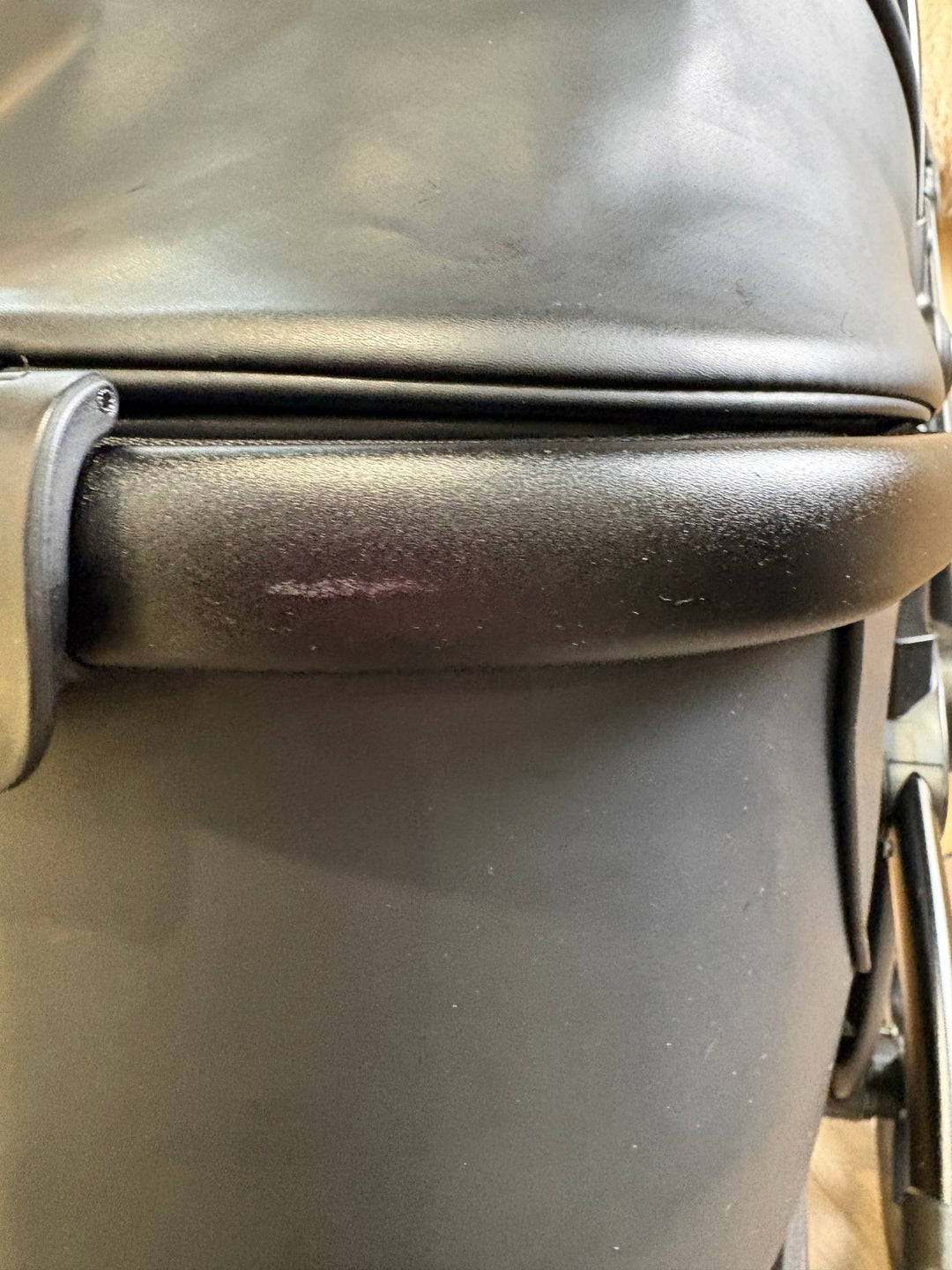 PRE LOVED egg2 Travel System - Stealth