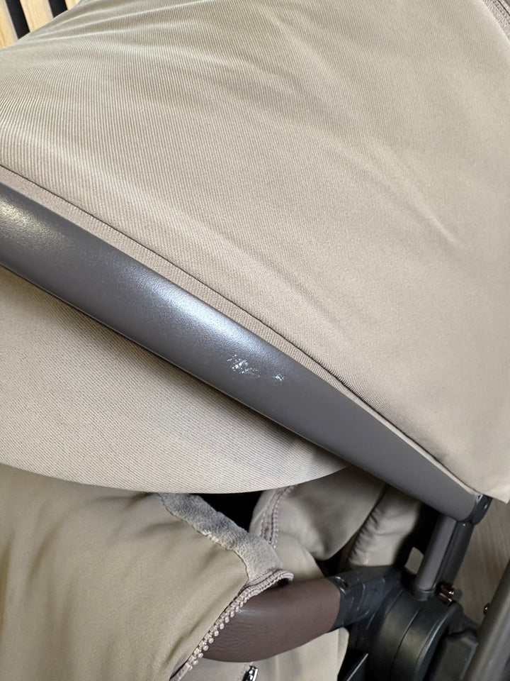 PRE LOVED Venicci Tinum Upline 2-in-1 Travel System - SE Powder