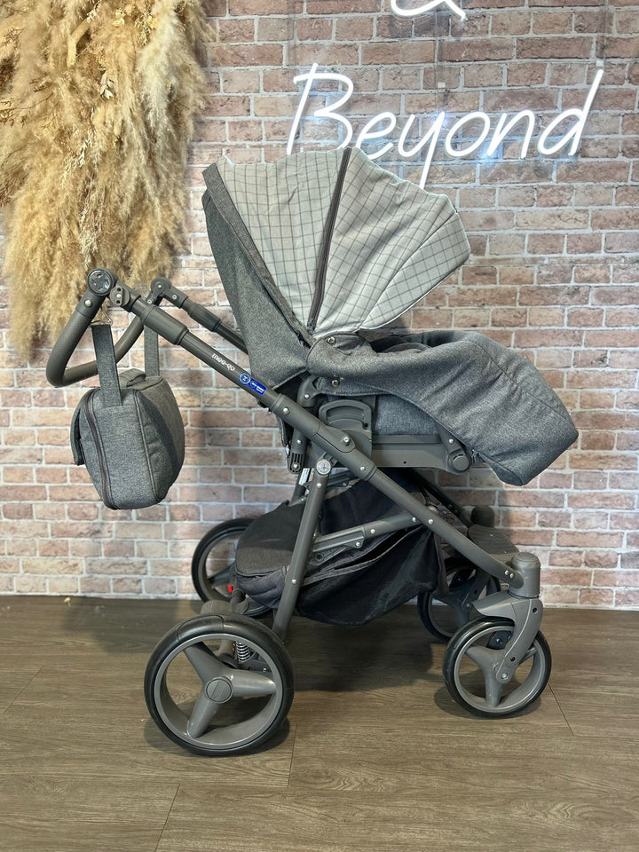 EX DISPLAY Mee-Go Santino Travel System - Grey Check