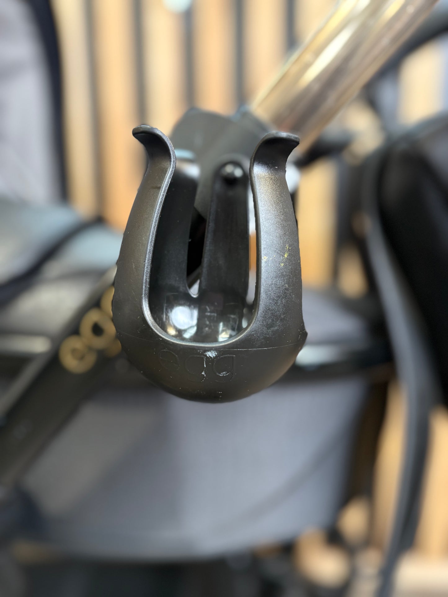 PRE LOVED egg2 Travel System - Jurassic Gold