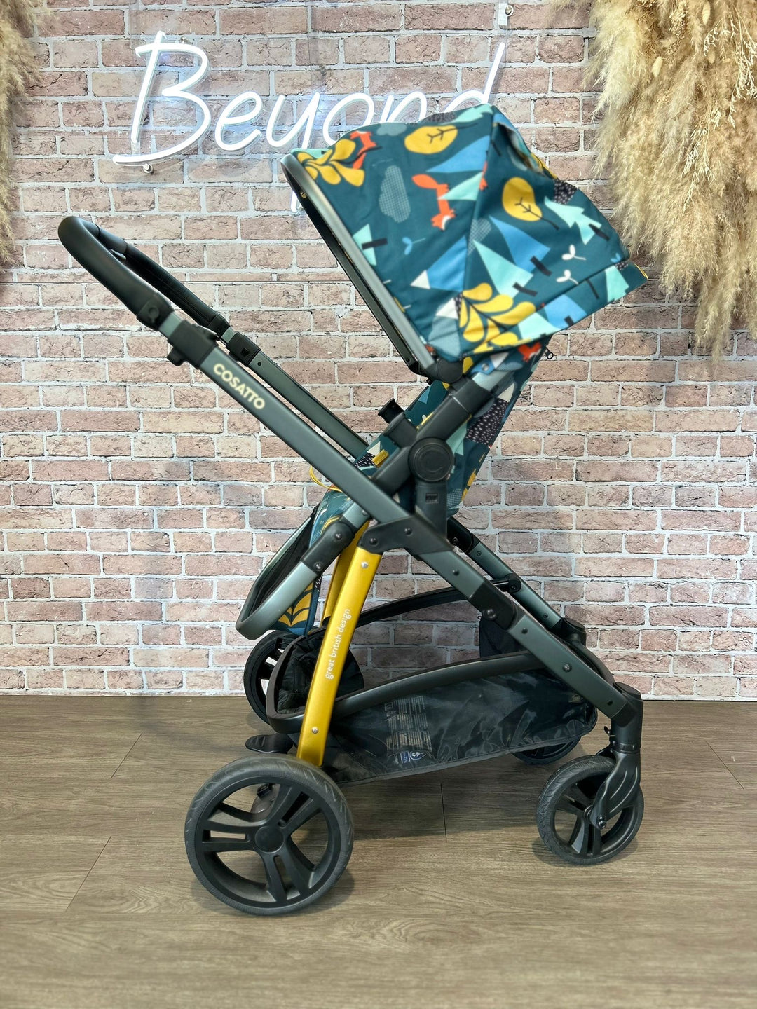 PRE LOVED Cosatto Wow 2in1 Travel System - Fox Tale