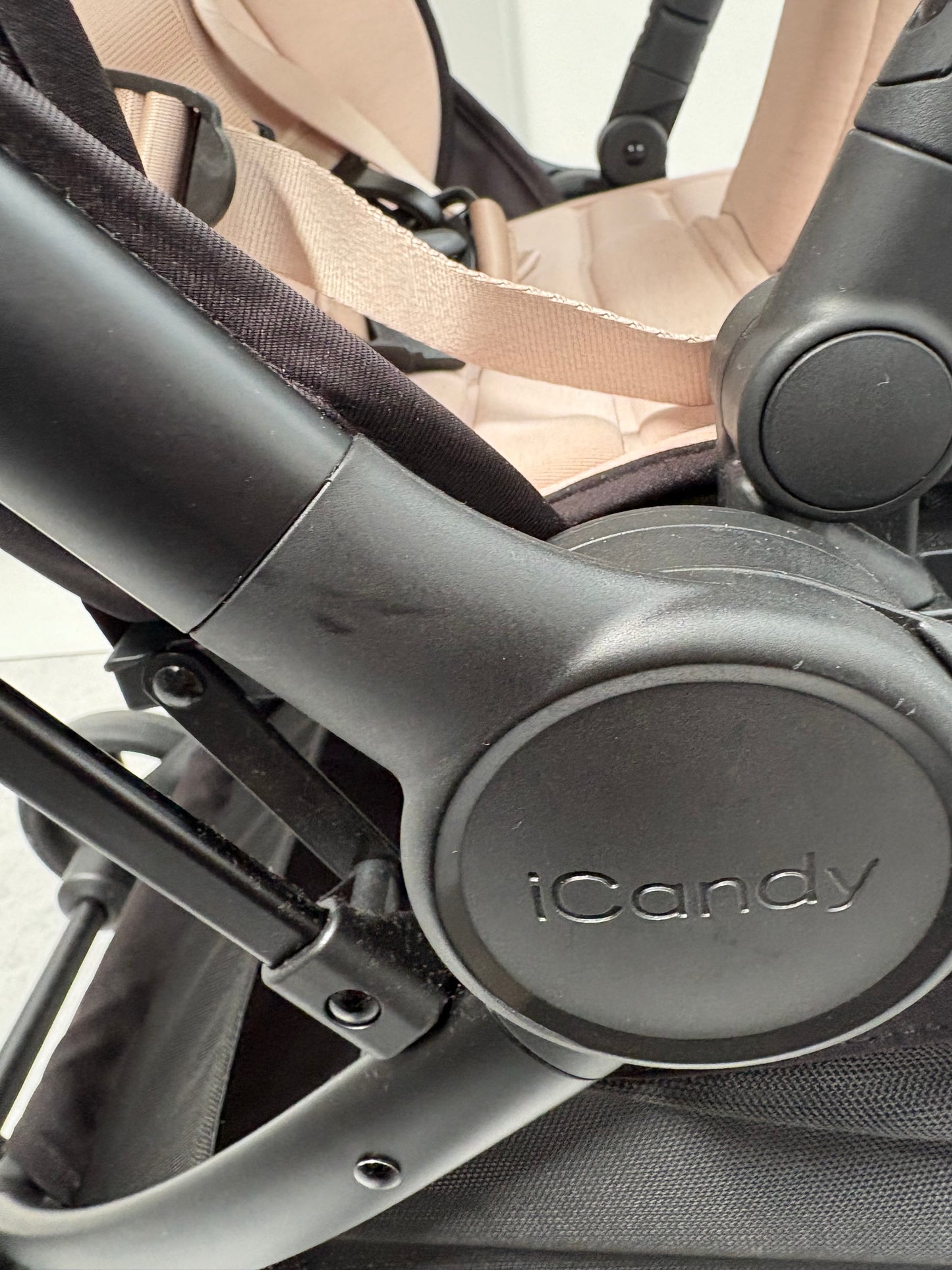 EX DISPLAY iCandy Pip Compact Stroller - Latte