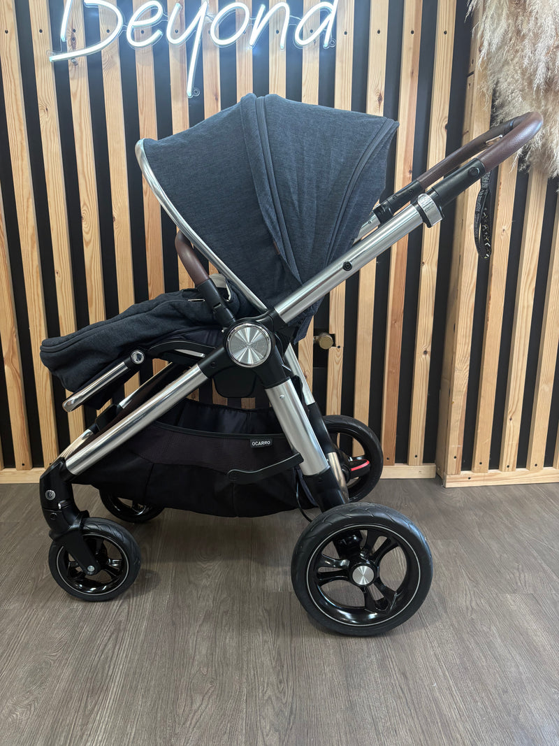 PRE LOVED Mamas & Papas Ocarro 2-in-1 Travel System - Navy Flannel