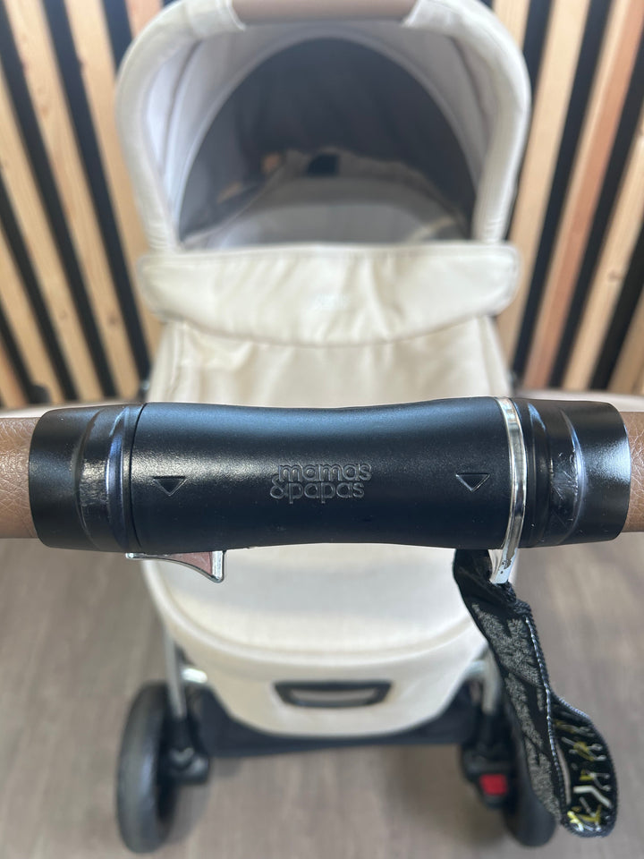 PRE LOVED Mamas & Papas Flip XT3 Travel System - Biscuit