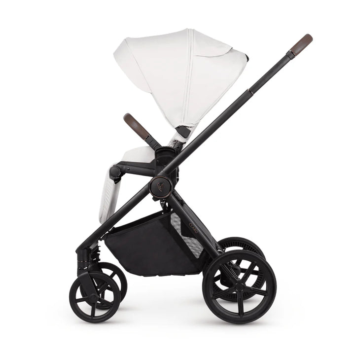 Venicci Claro 4in1 Travel System Inc Cabriofix I Size & Base Bundle - Vanilla