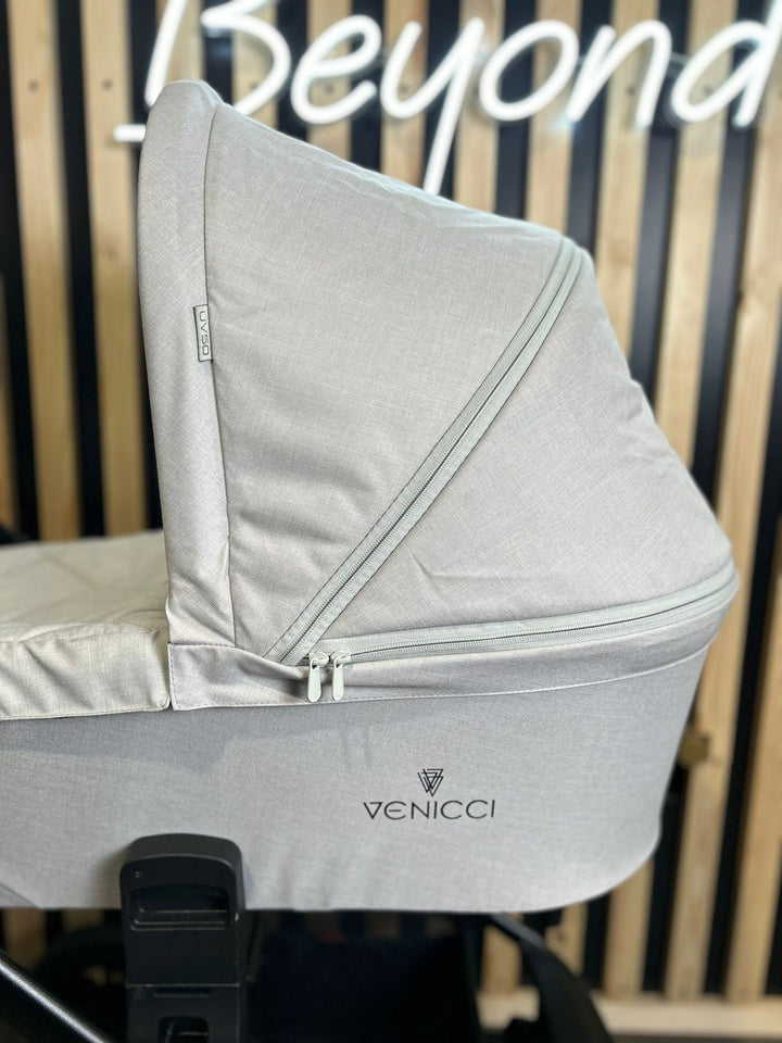 PRE LOVED Venicci Turisso Travel System - Rock Salt