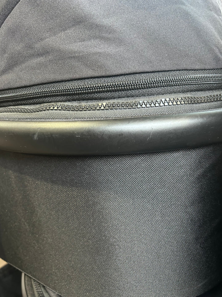 PRE LOVED Ickle Bubba Virgo Twin Bundle - Black